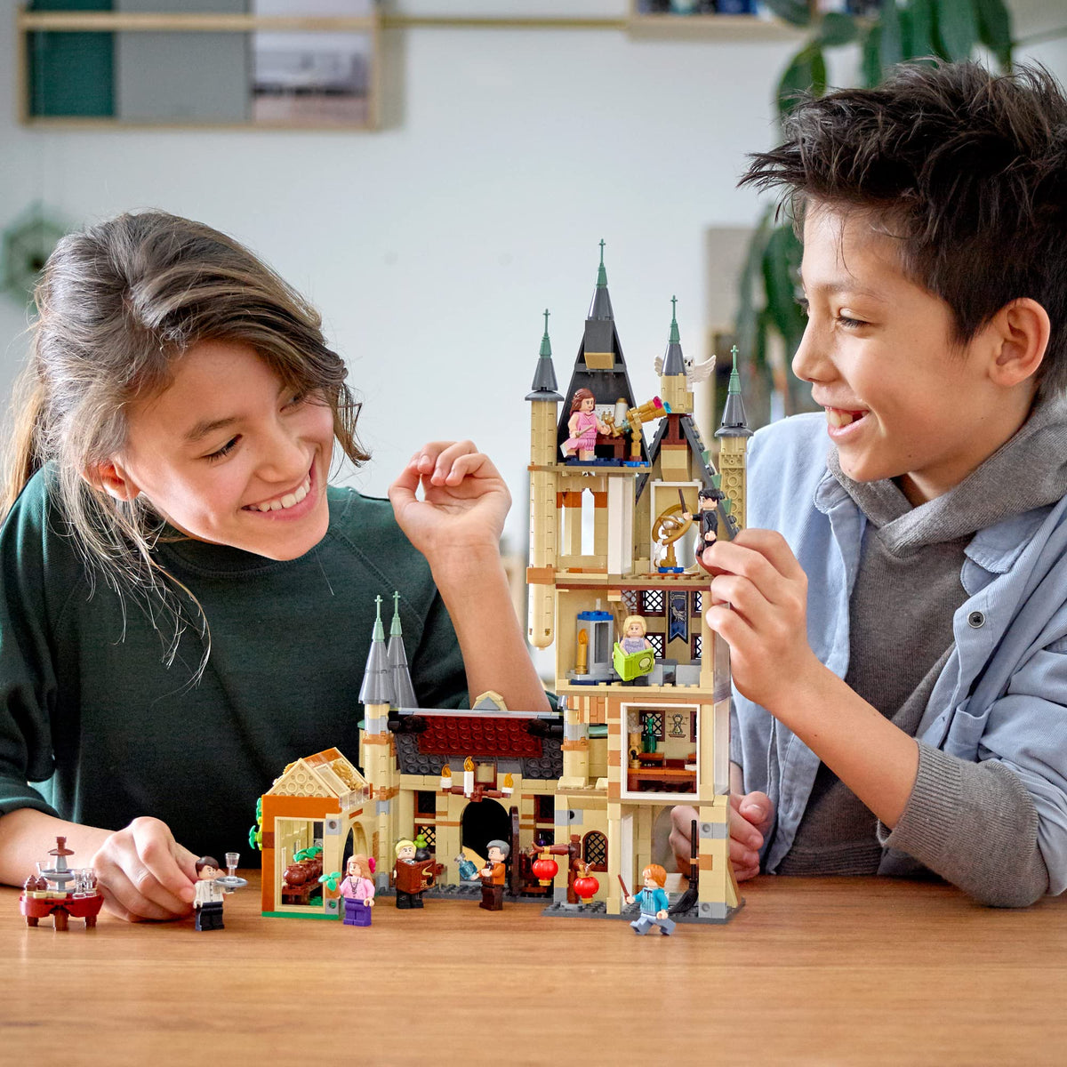 Lego Harry Potter Hogwarts Castle Astronomy Tower Toy E9426
